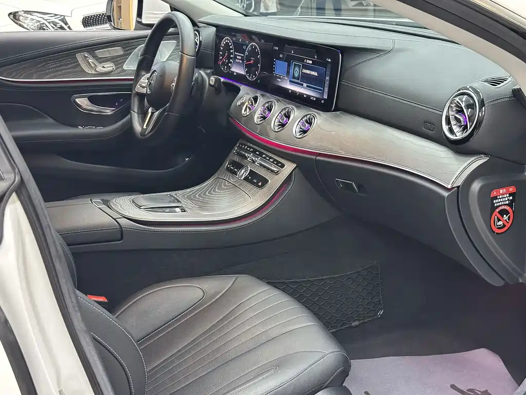 Mercedes-Benz CLS — фото 4
