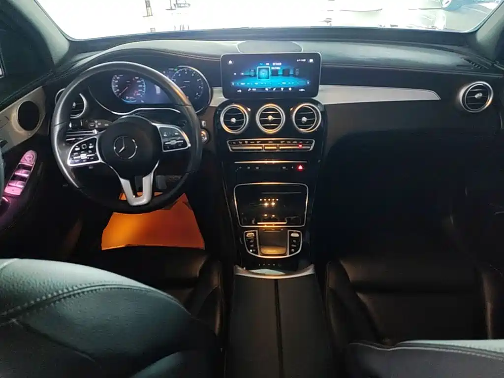 Mercedes-Benz GLC — фото 10