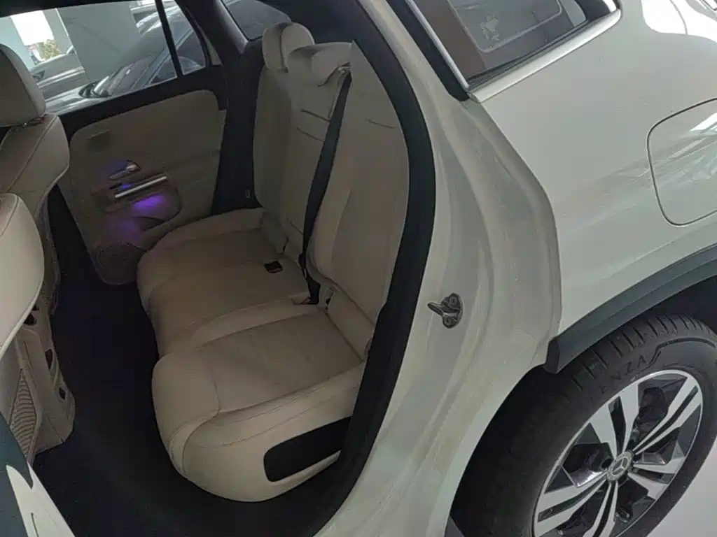 Mercedes-Benz GLA — фото 17