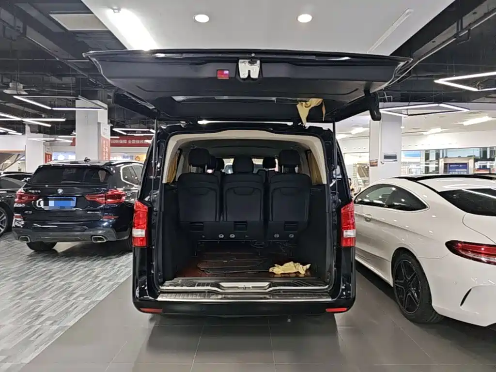 Mercedes-Benz Vito — фото 19
