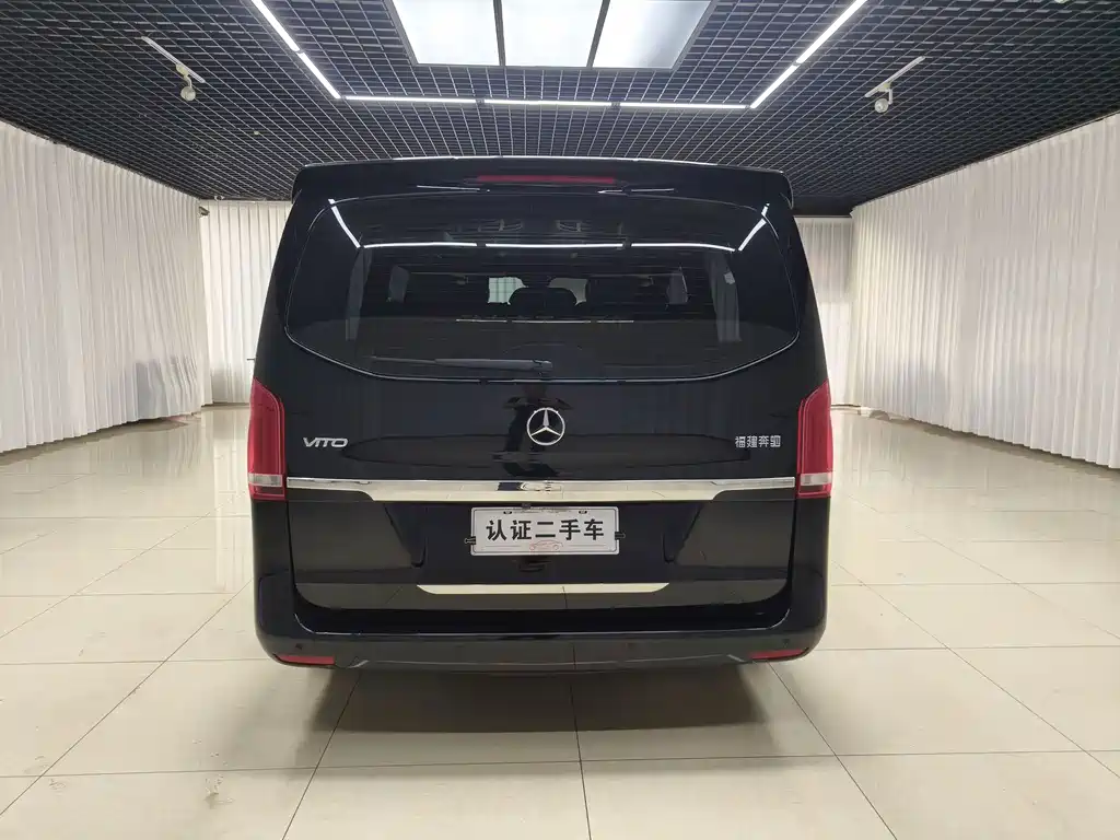 Mercedes-Benz Vito — фото 6