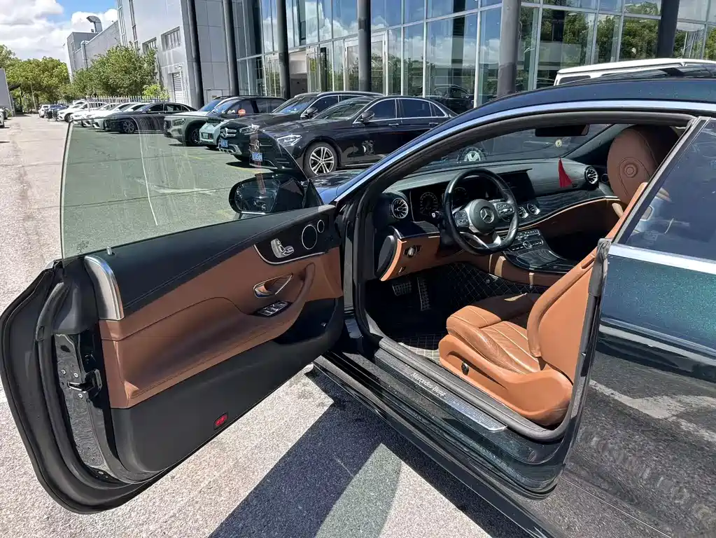 Mercedes-Benz E-Class (Import) — фото 13