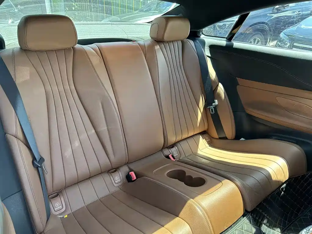 Mercedes-Benz E-Class (Import) — фото 14