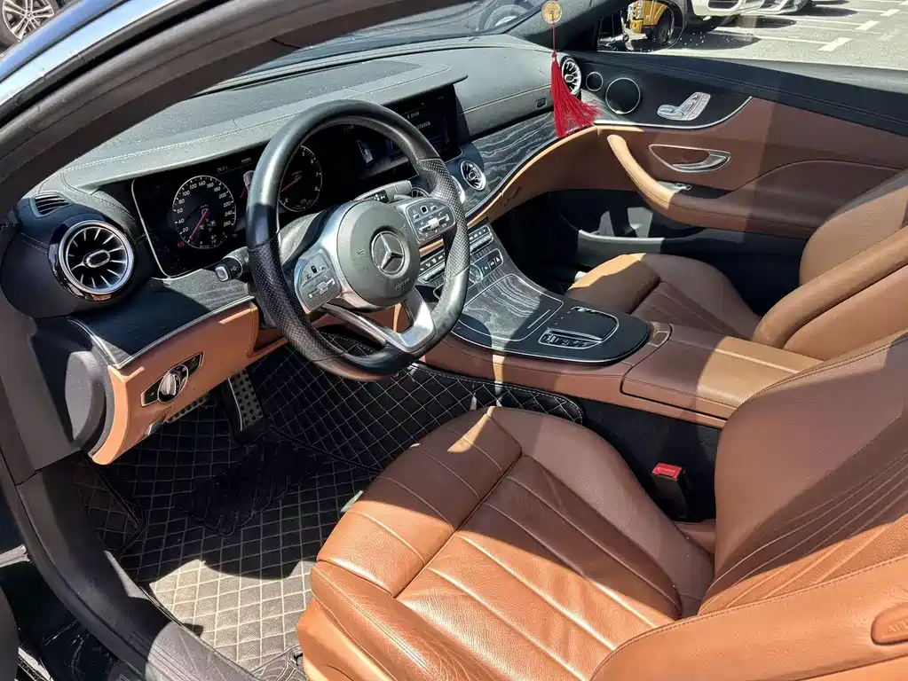 Mercedes-Benz E-Class (Import) — фото 8