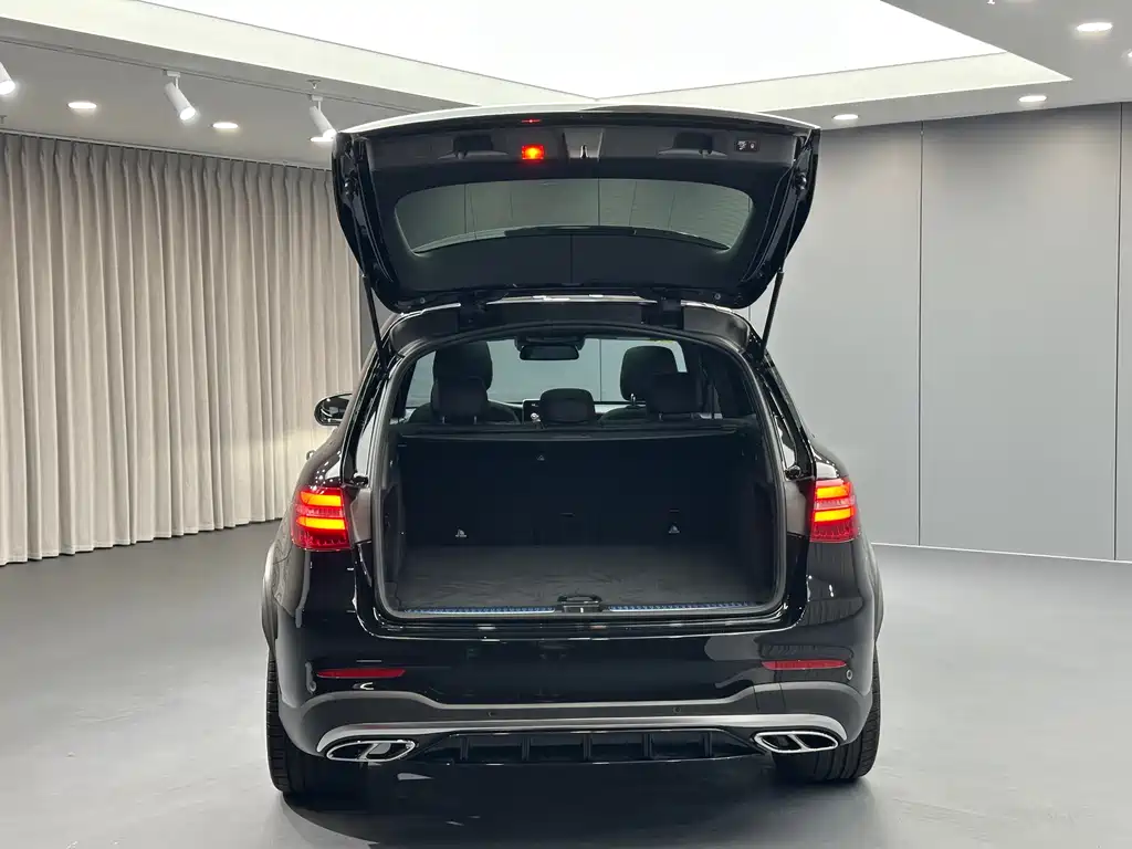 Mercedes-Benz GLC AMG — фото 30