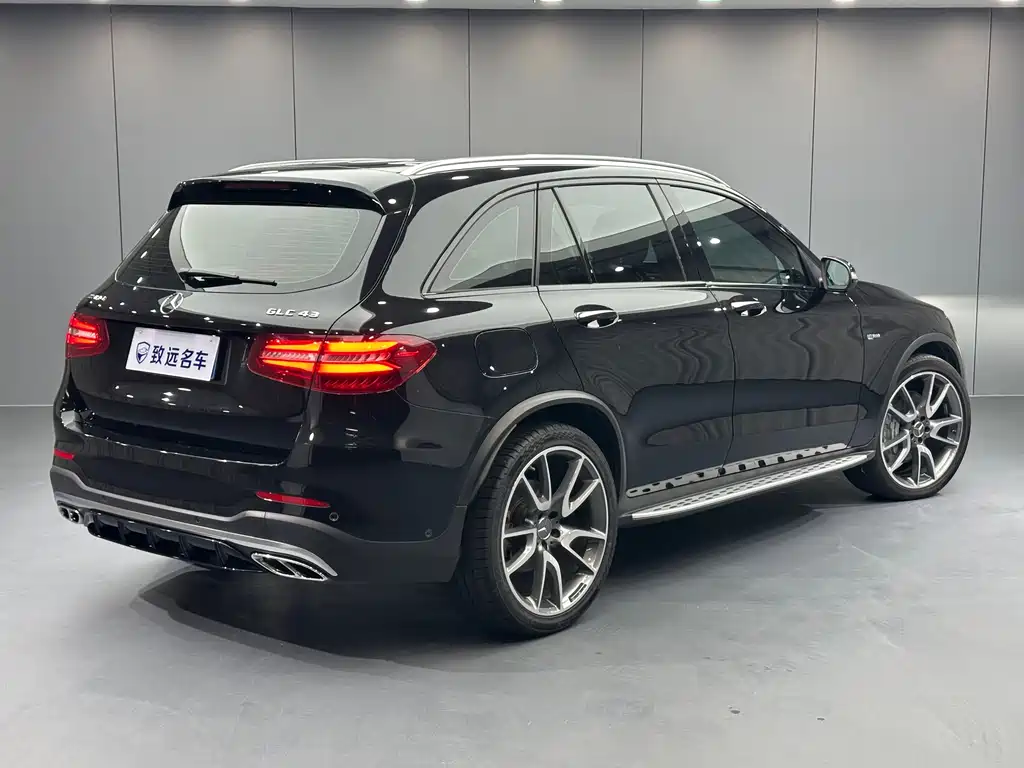 Mercedes-Benz GLC AMG — фото 4