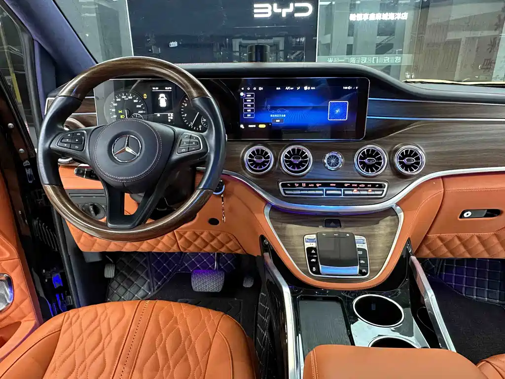 Mercedes-Benz Vito — фото 13