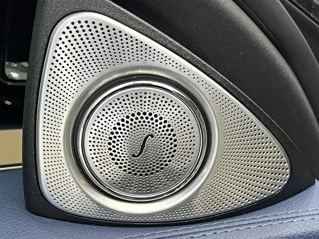Mercedes-Benz E-Class — фото 13