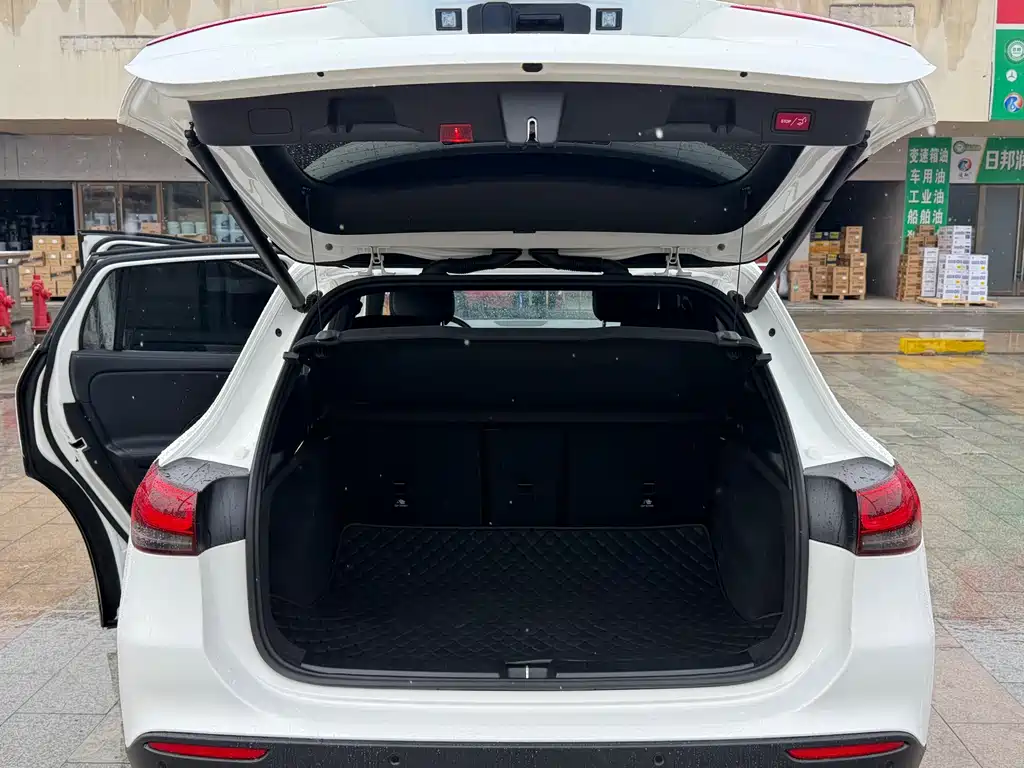Mercedes-Benz GLA — фото 14