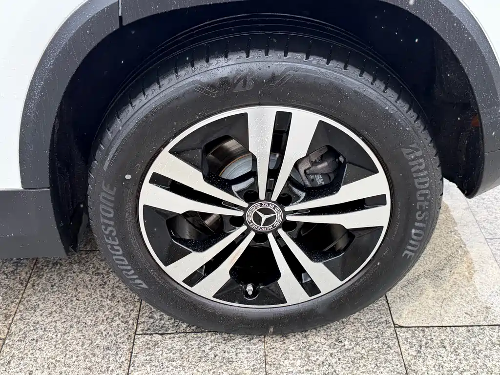 Mercedes-Benz GLA — фото 18