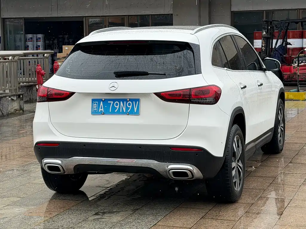Mercedes-Benz GLA — фото 5