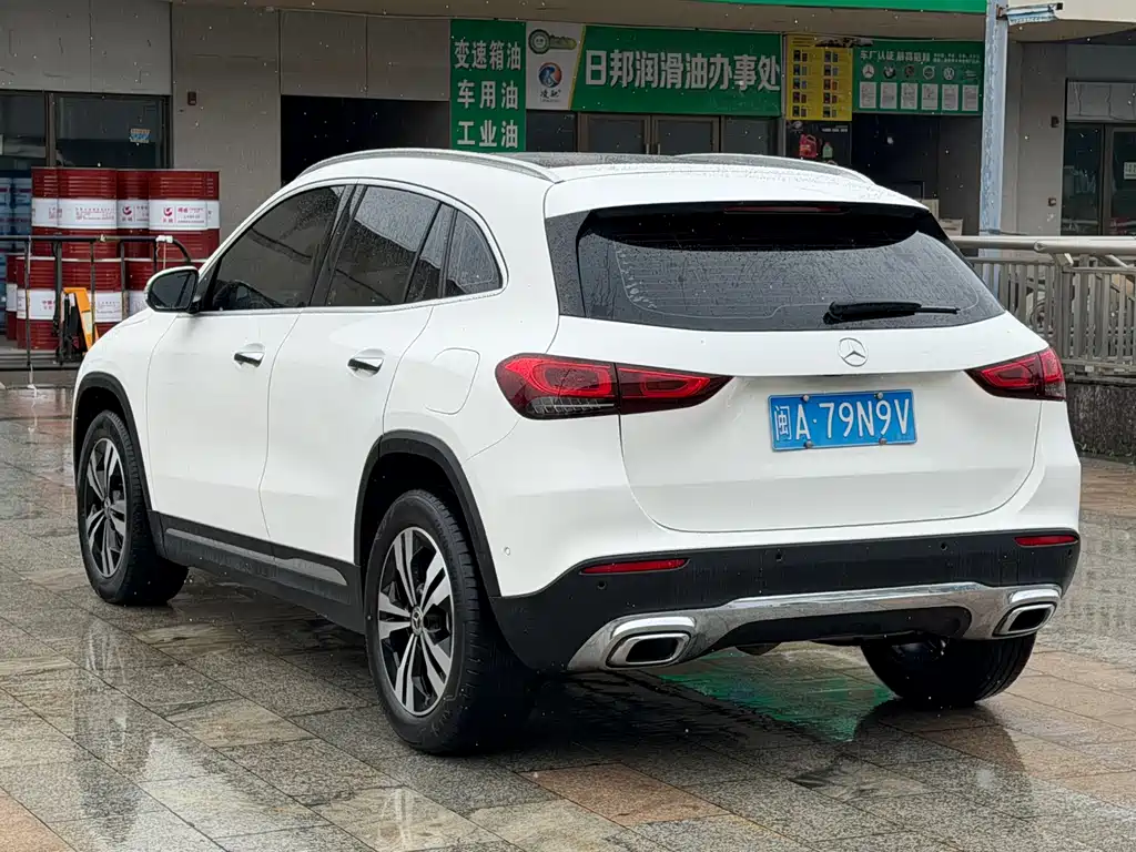 Mercedes-Benz GLA — фото 6