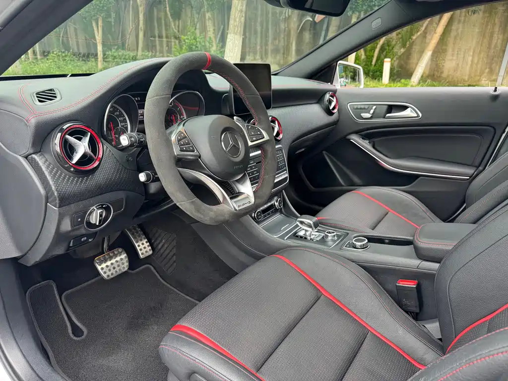 Mercedes-Benz A-Class AMG (Import) — фото 6