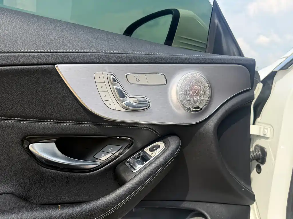 Mercedes-Benz C-Class (Import) — фото 6