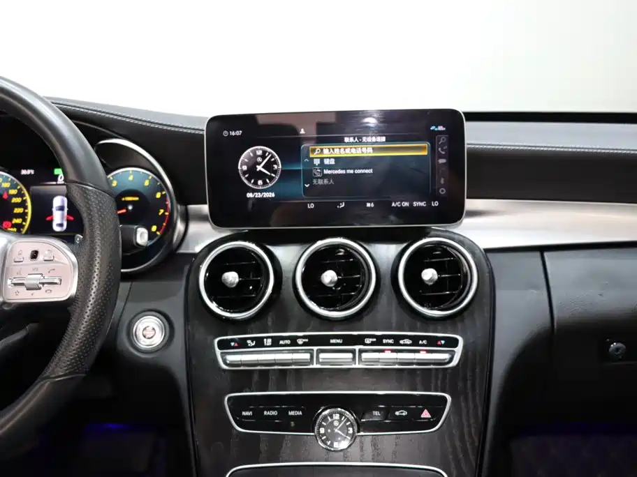 Mercedes-Benz C-Class — фото 14