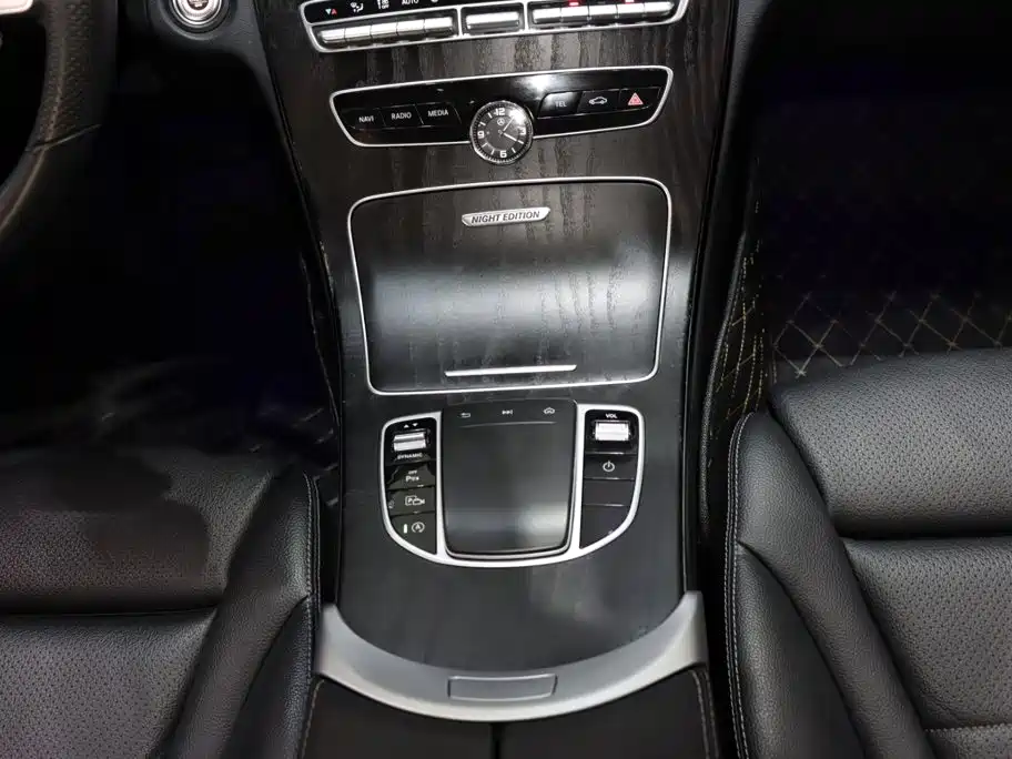 Mercedes-Benz C-Class — фото 15