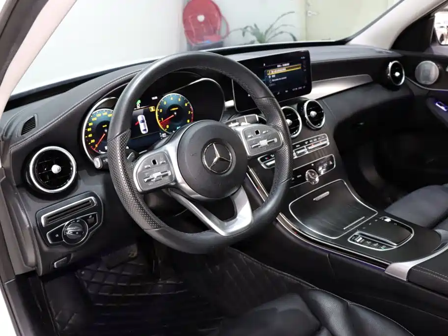 Mercedes-Benz C-Class — фото 10