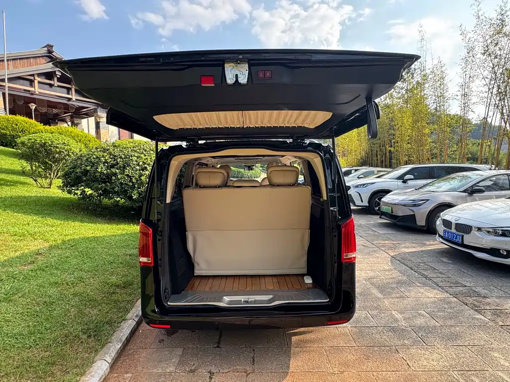 Mercedes-Benz Vito — фото 14