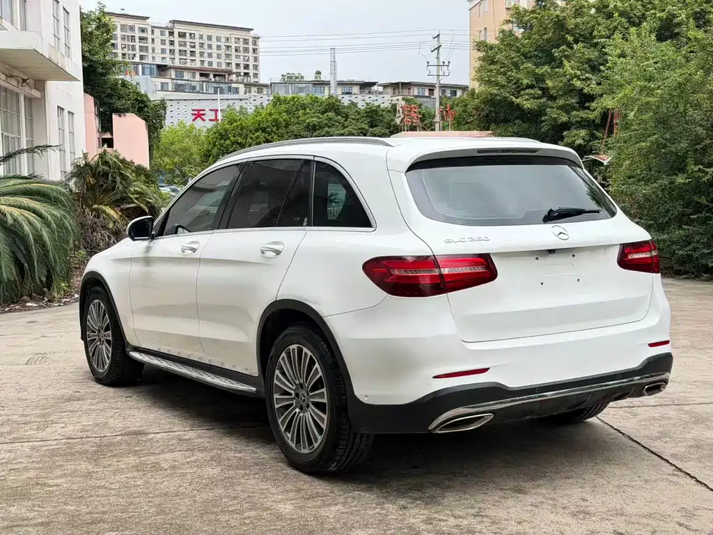 Mercedes-Benz GLC — фото 9