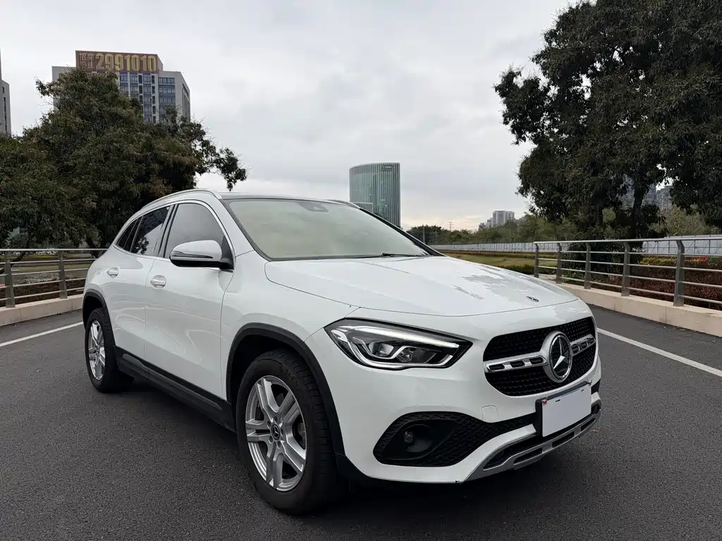 Mercedes-Benz GLA — фото 3