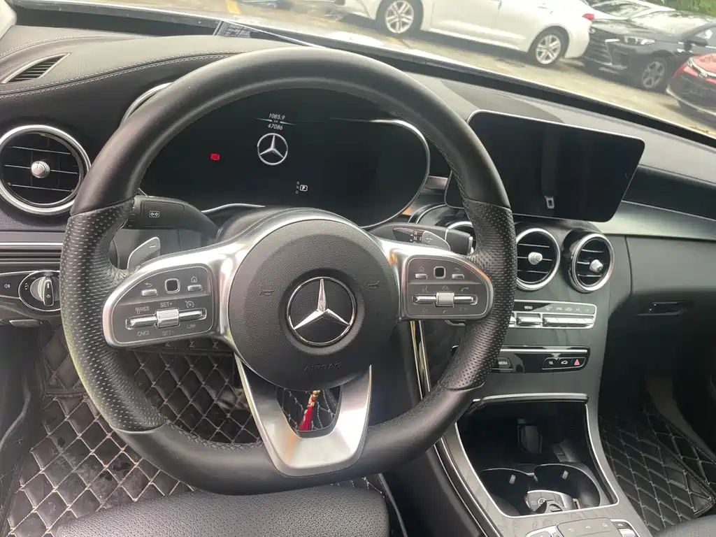 Mercedes-Benz C-Class — фото 13