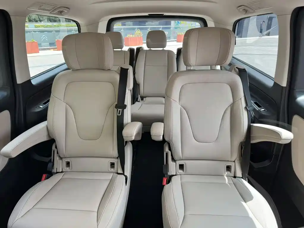 Mercedes-Benz Vito — фото 20