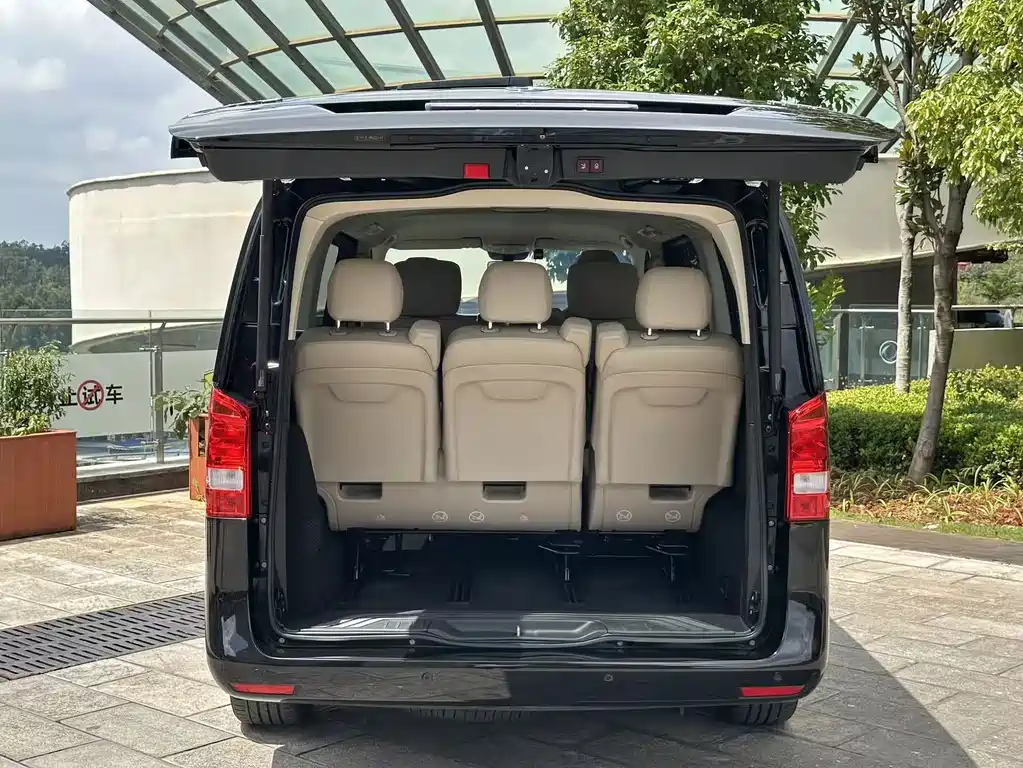 Mercedes-Benz Vito — фото 24