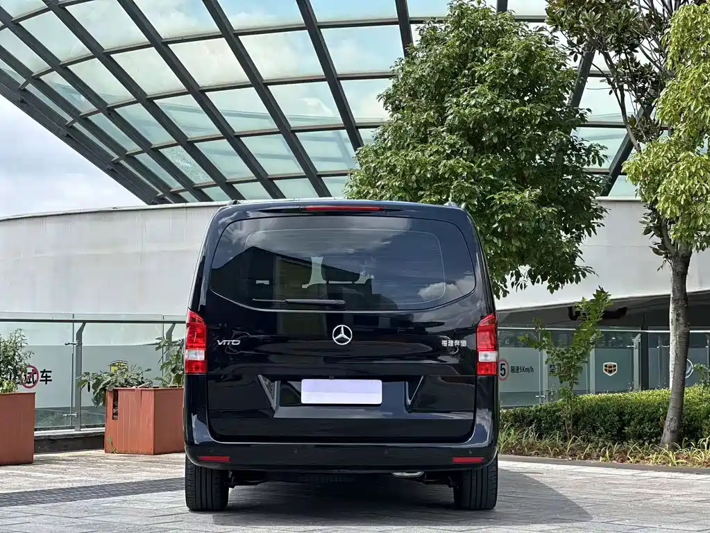 Mercedes-Benz Vito — фото 5