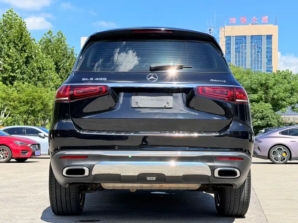 Mercedes-Benz GLS — фото 11