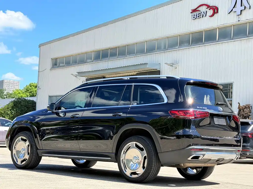 Mercedes-Benz GLS — фото 10