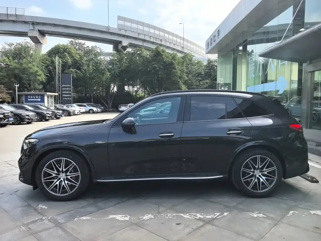 Mercedes-Benz GLC AMG — фото 5