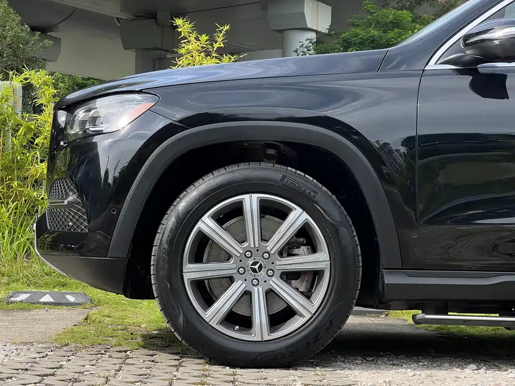 Mercedes-Benz GLS — фото 23