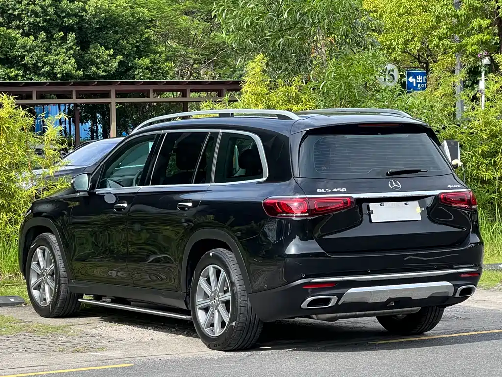 Mercedes-Benz GLS — фото 6