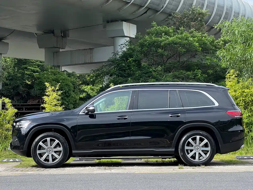 Mercedes-Benz GLS — фото 7