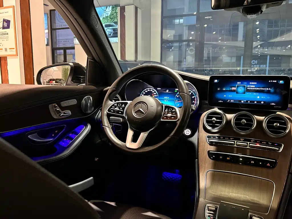 Mercedes-Benz GLC — фото 26