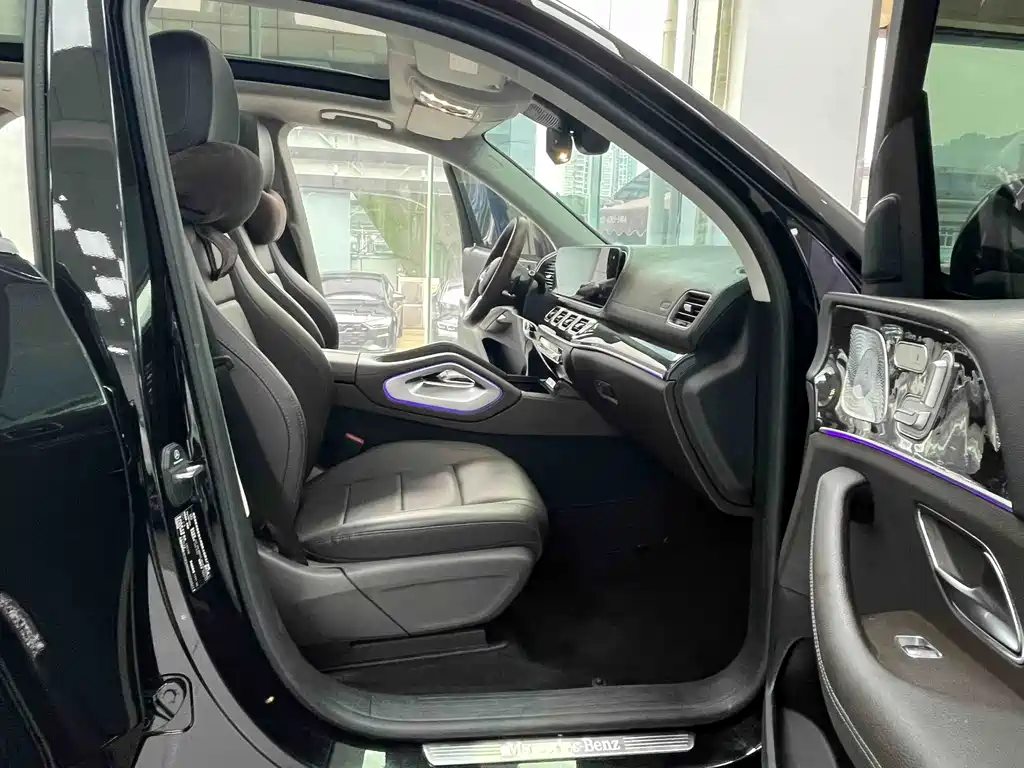 Mercedes-Benz GLE (Import) — фото 11