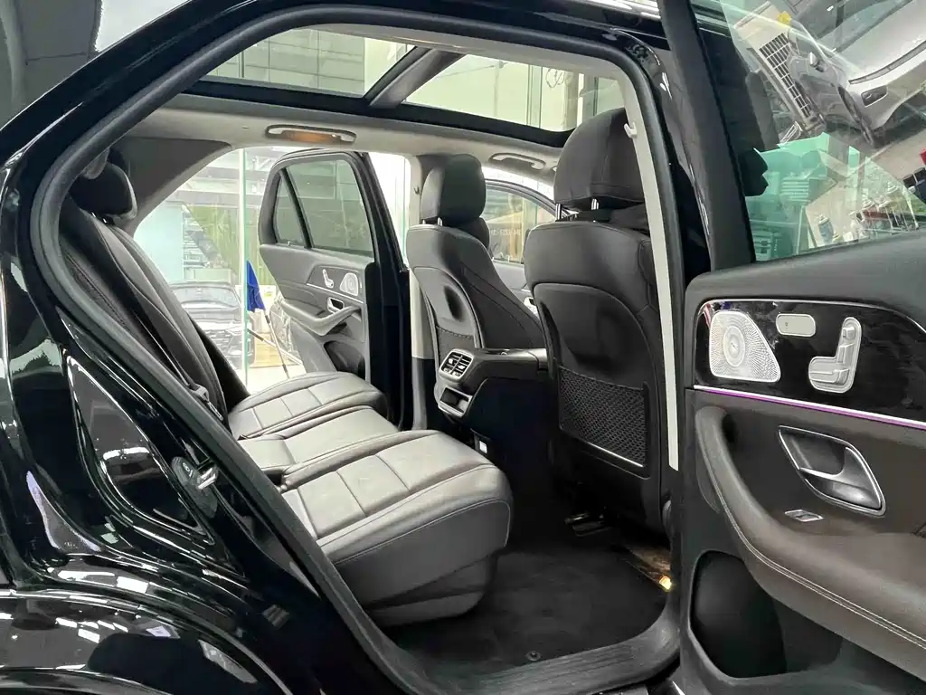 Mercedes-Benz GLE (Import) — фото 13