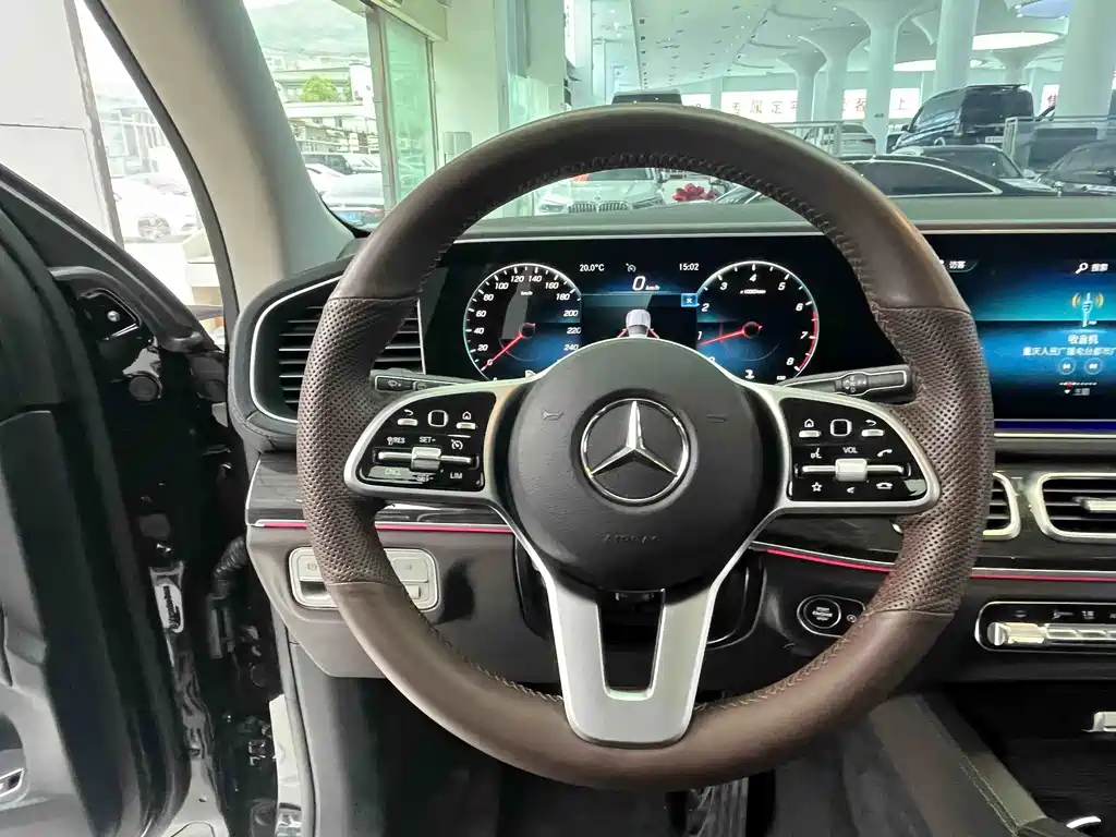 Mercedes-Benz GLE (Import) — фото 21