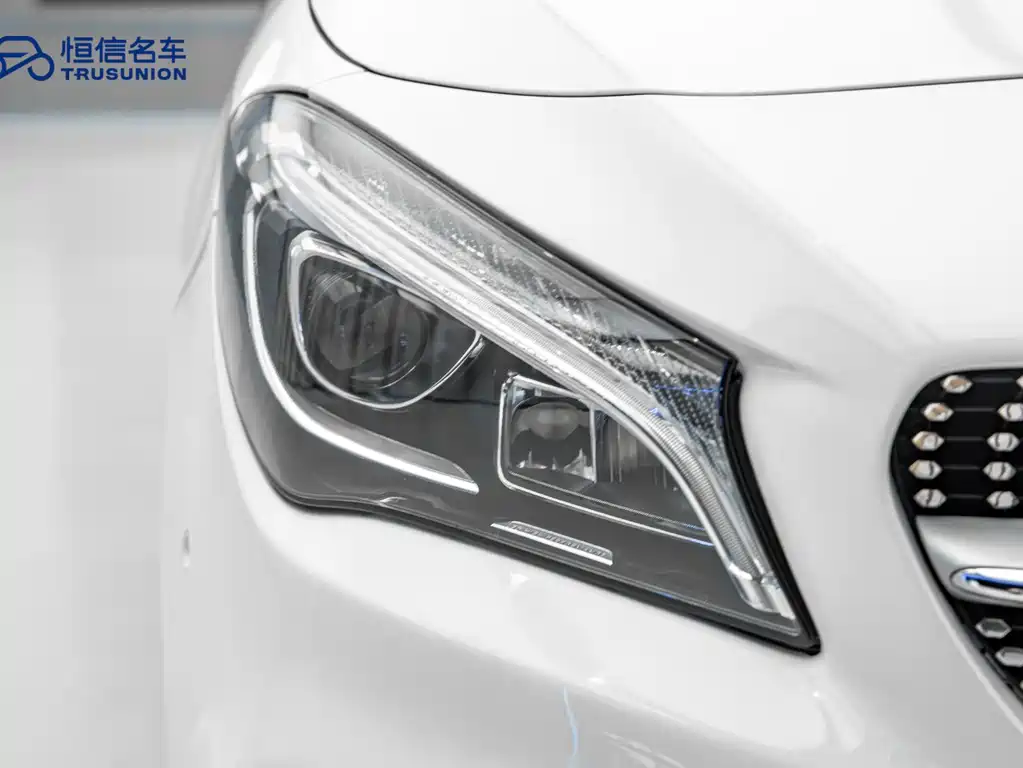 Mercedes-Benz CLA (Import) — фото 10