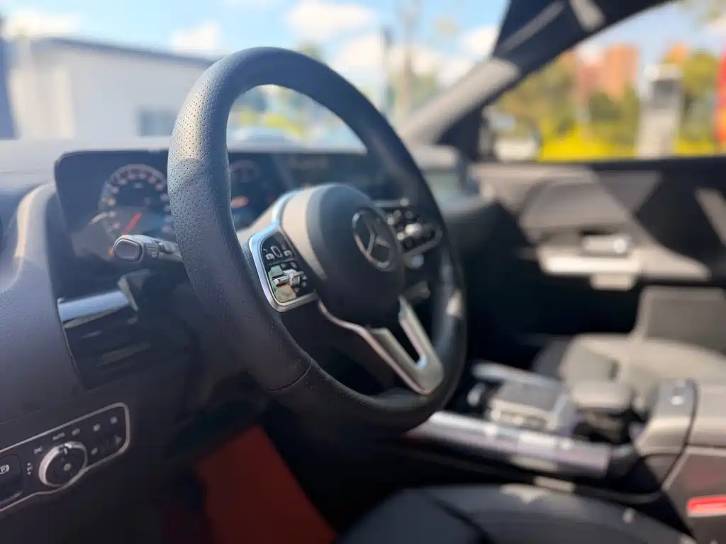 Mercedes-Benz GLA — фото 13