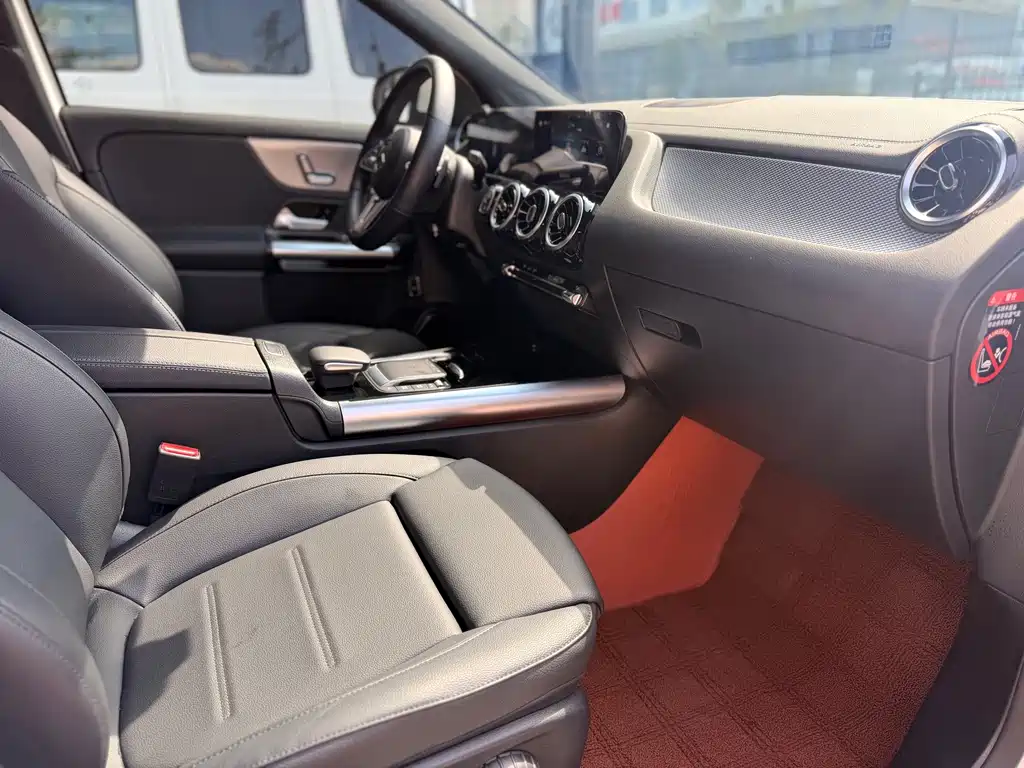 Mercedes-Benz GLA — фото 22