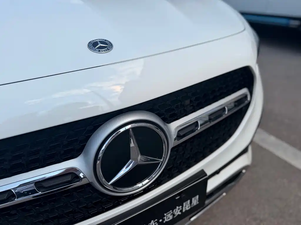 Mercedes-Benz GLA — фото 24