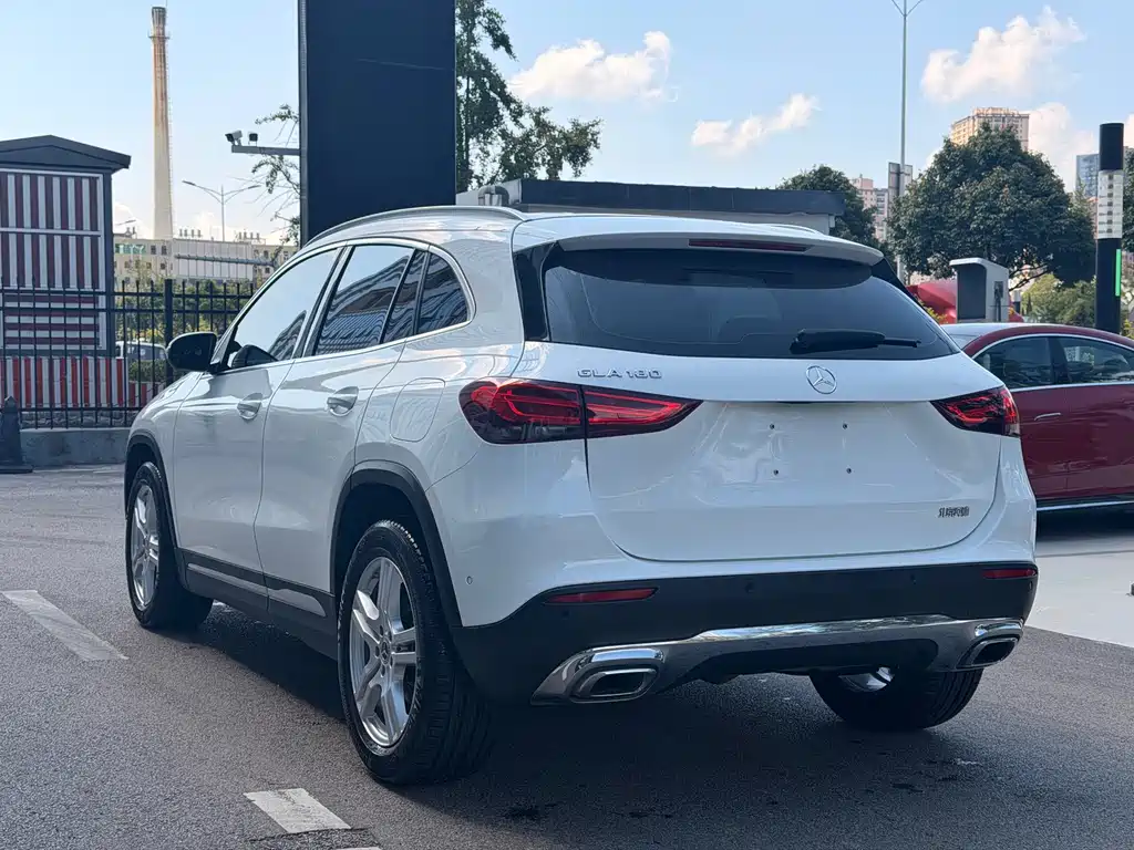 Mercedes-Benz GLA — фото 9