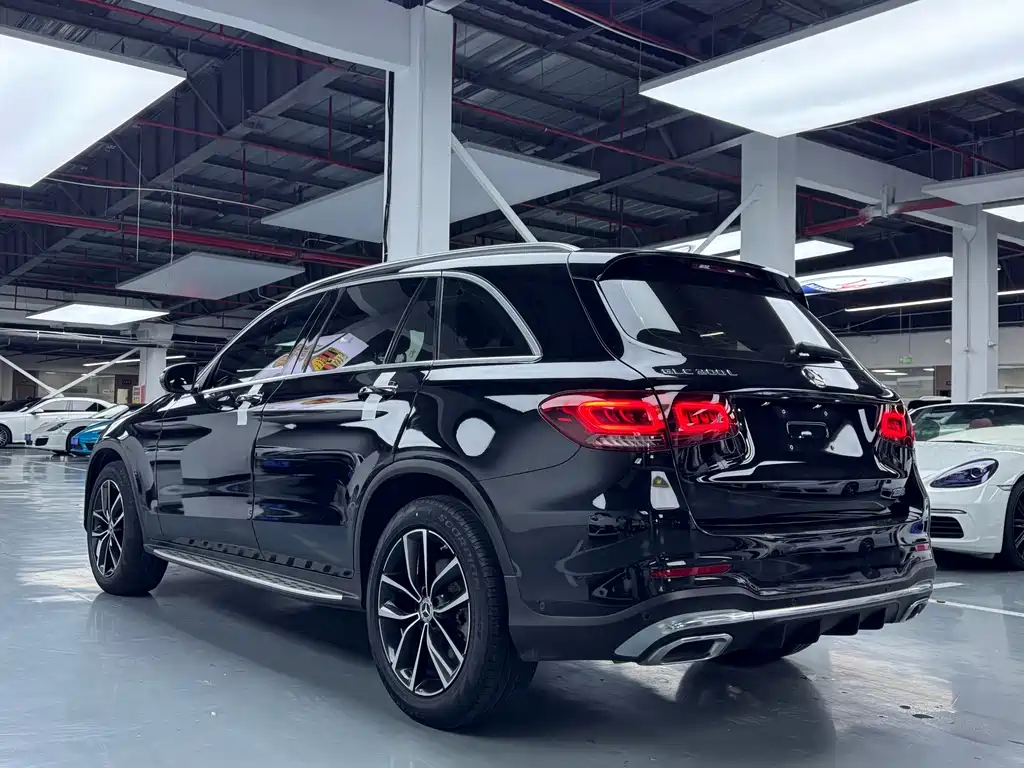 Mercedes-Benz GLC — фото 17