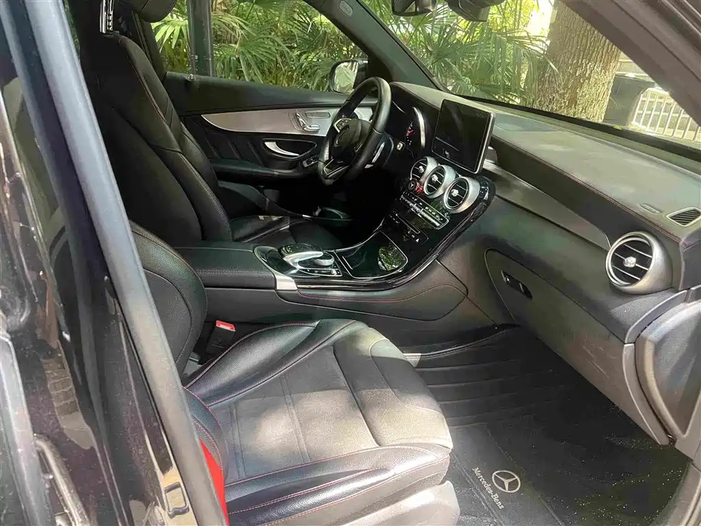 Mercedes-Benz GLC AMG — фото 5