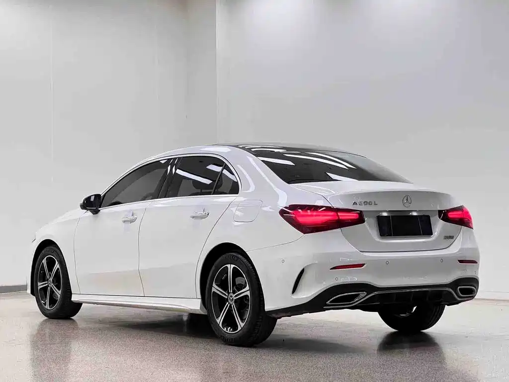 Mercedes-Benz A-Class — фото 31