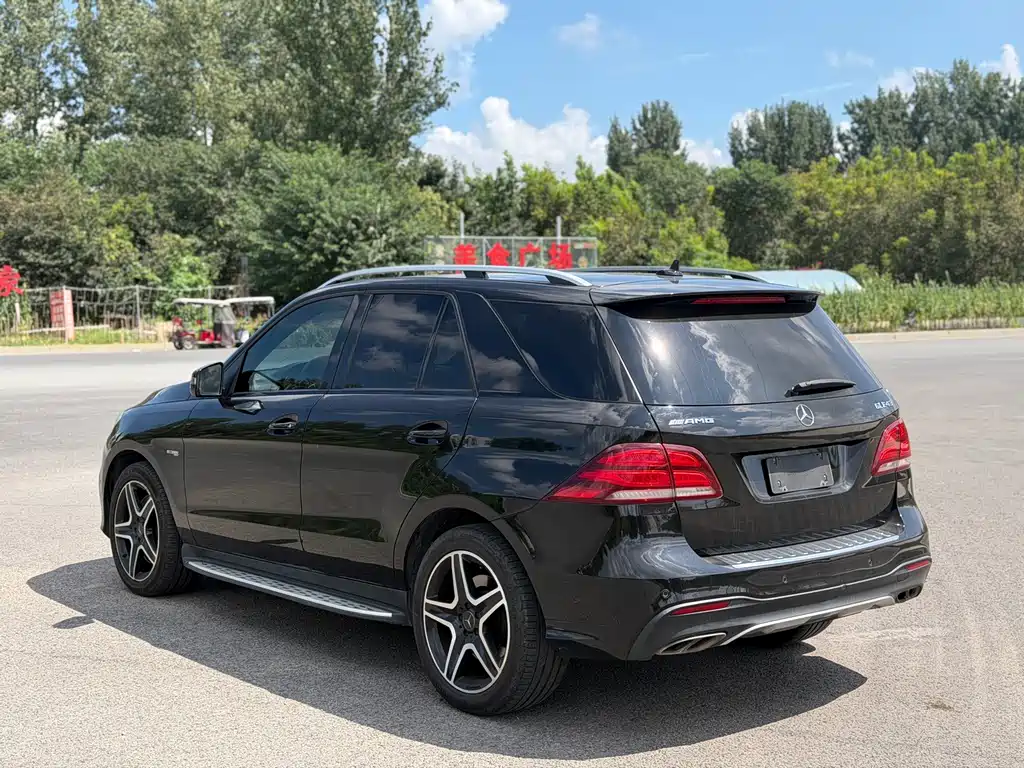 Mercedes-Benz GLE AMG — фото 5