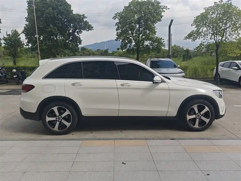 Mercedes-Benz GLC — фото 5