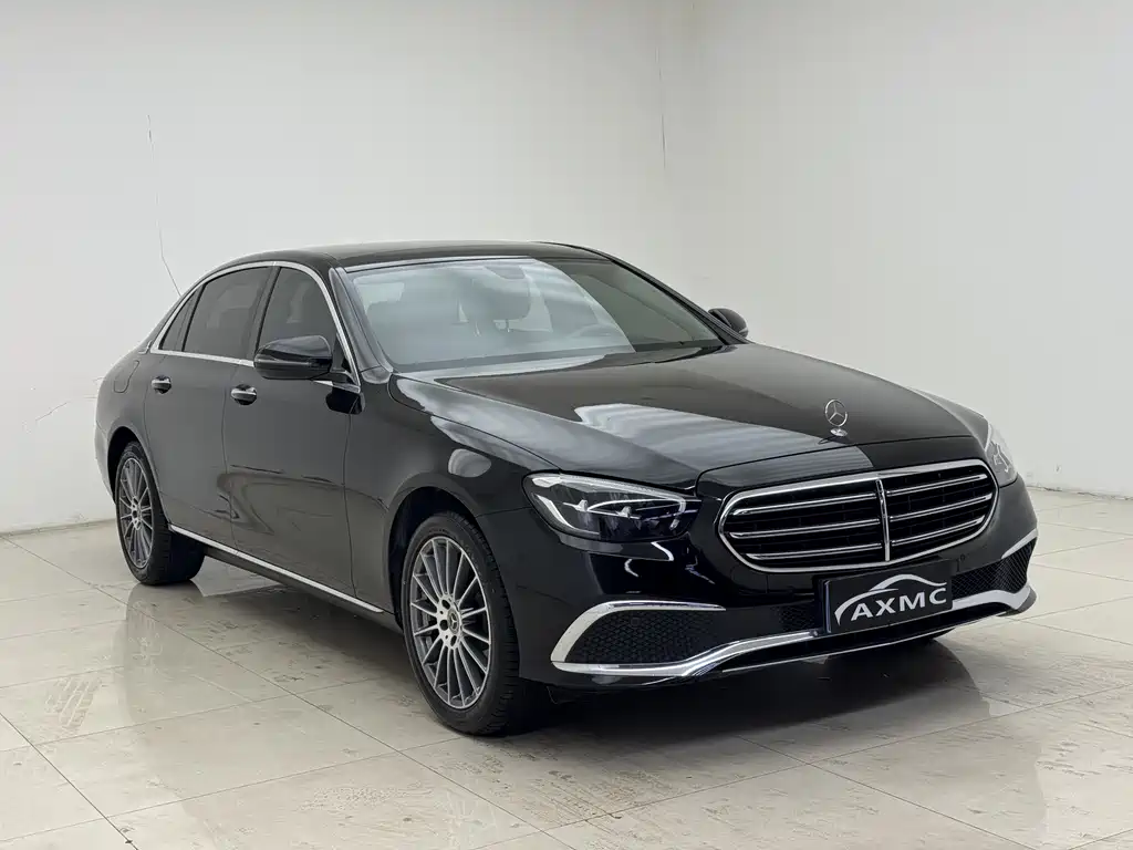 Mercedes-Benz E-Class — фото 3
