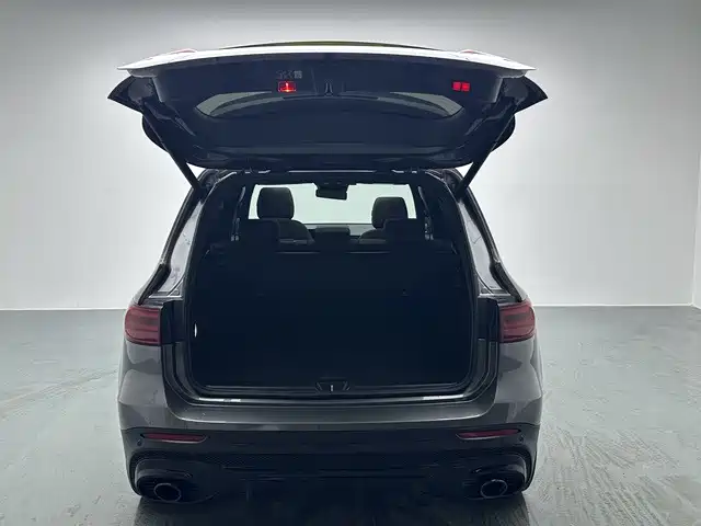 Mercedes-Benz GLB AMG — фото 16